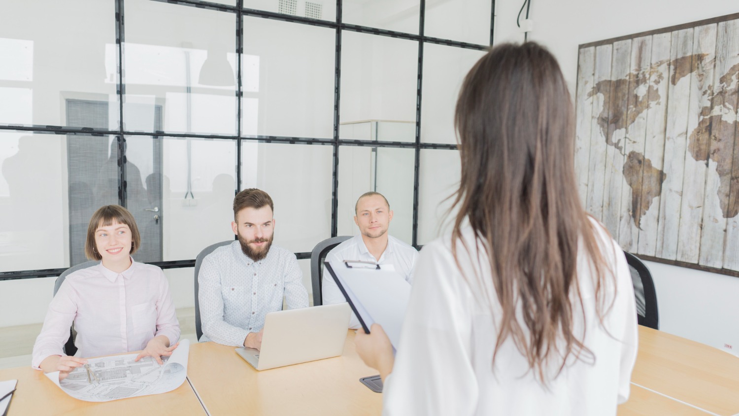 How to Get into Human Resources After College: Your First Steps